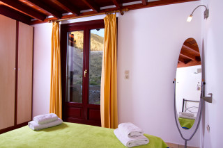 accommodation bird villa bedroom